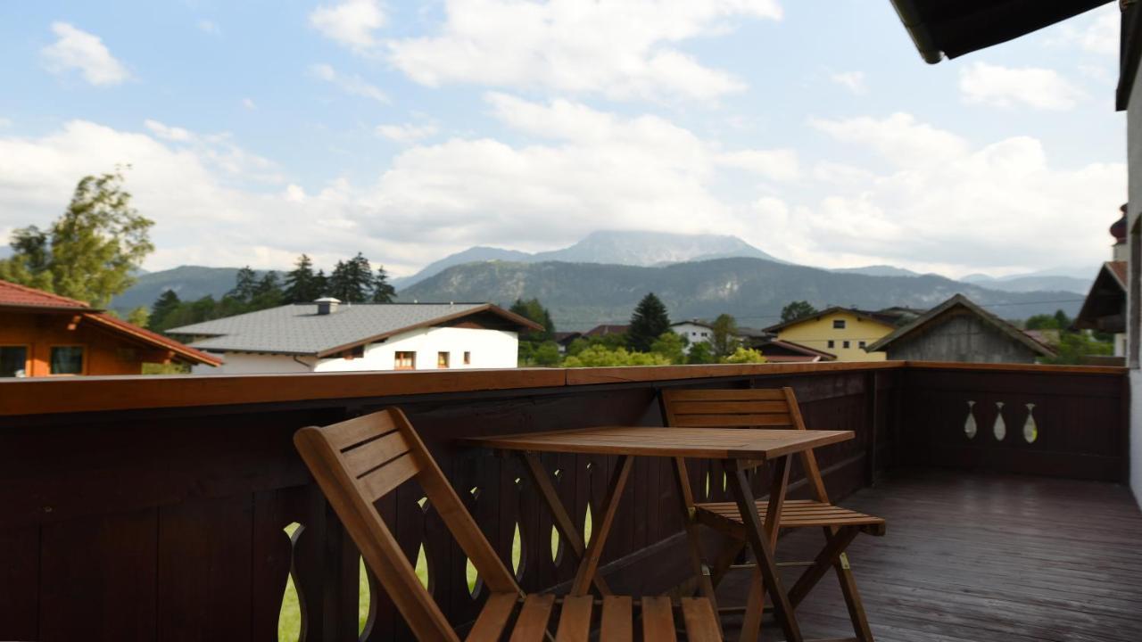 80 M2 Haushaelfte, 3 Zimmer, Parkplaetze, Bis 6 Pers Appartement Wängle Buitenkant foto